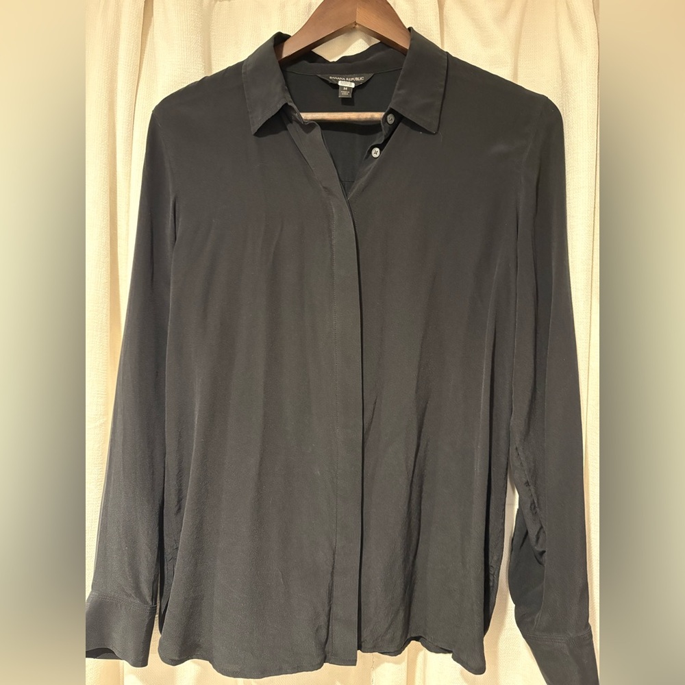 Banana Republic Classic Black Shirt